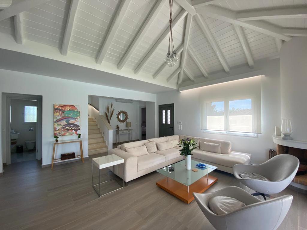 Villa Grace Порто Хели Екстериор снимка